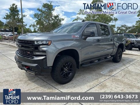 Used 2022 Chevrolet Silverado 1500 LT Trail Boss w/ Bed Protection Package AWD/4WD image 1