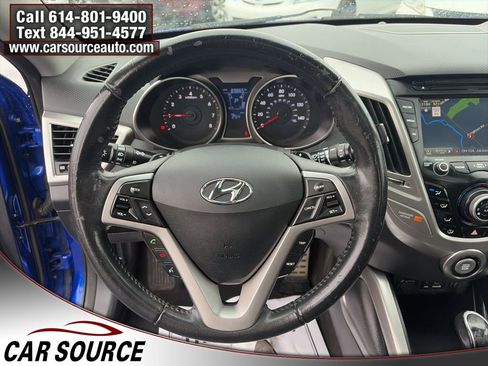 Used 2013 Hyundai Veloster w/ Tech Pkg FWD image 7