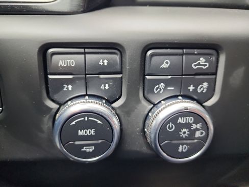 Certified 2024 GMC Sierra 2500 AT4 w/ AT4 Preferred Package image 24