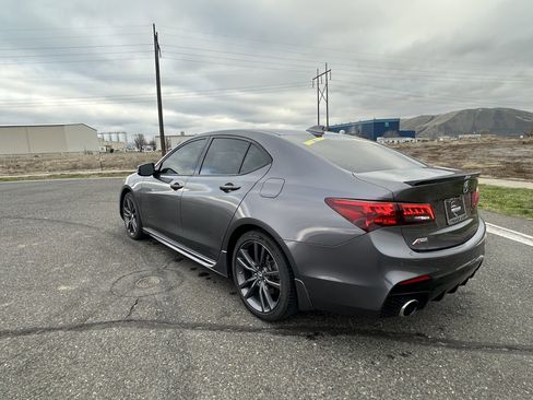 Used 2018 Acura TLX V6 w/ Technology & A-SPEC Pkg image 12
