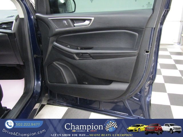 Used 2016 Ford Edge SEL w/ Equipment Group 201A AWD/4WD image 39