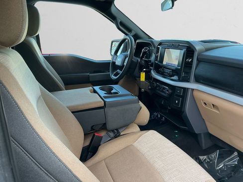 Used 2023 Ford F150 XLT image 15