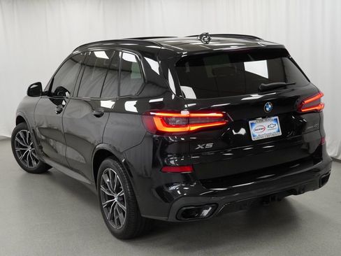 Used 2022 BMW X5 xDrive40i w/ M Sport Package AWD/4WD image 39