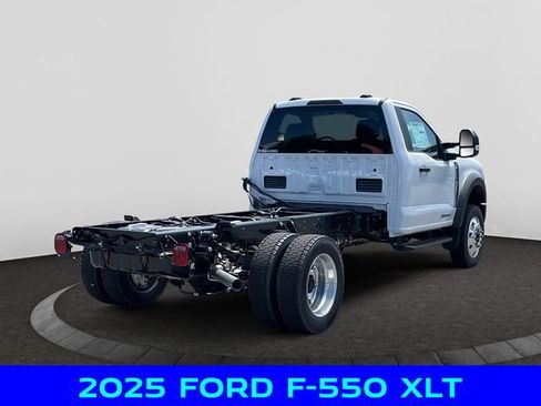 New 2025 Ford F550 4x4 Regular Cab Super Duty w/ XLT Value Package image 6