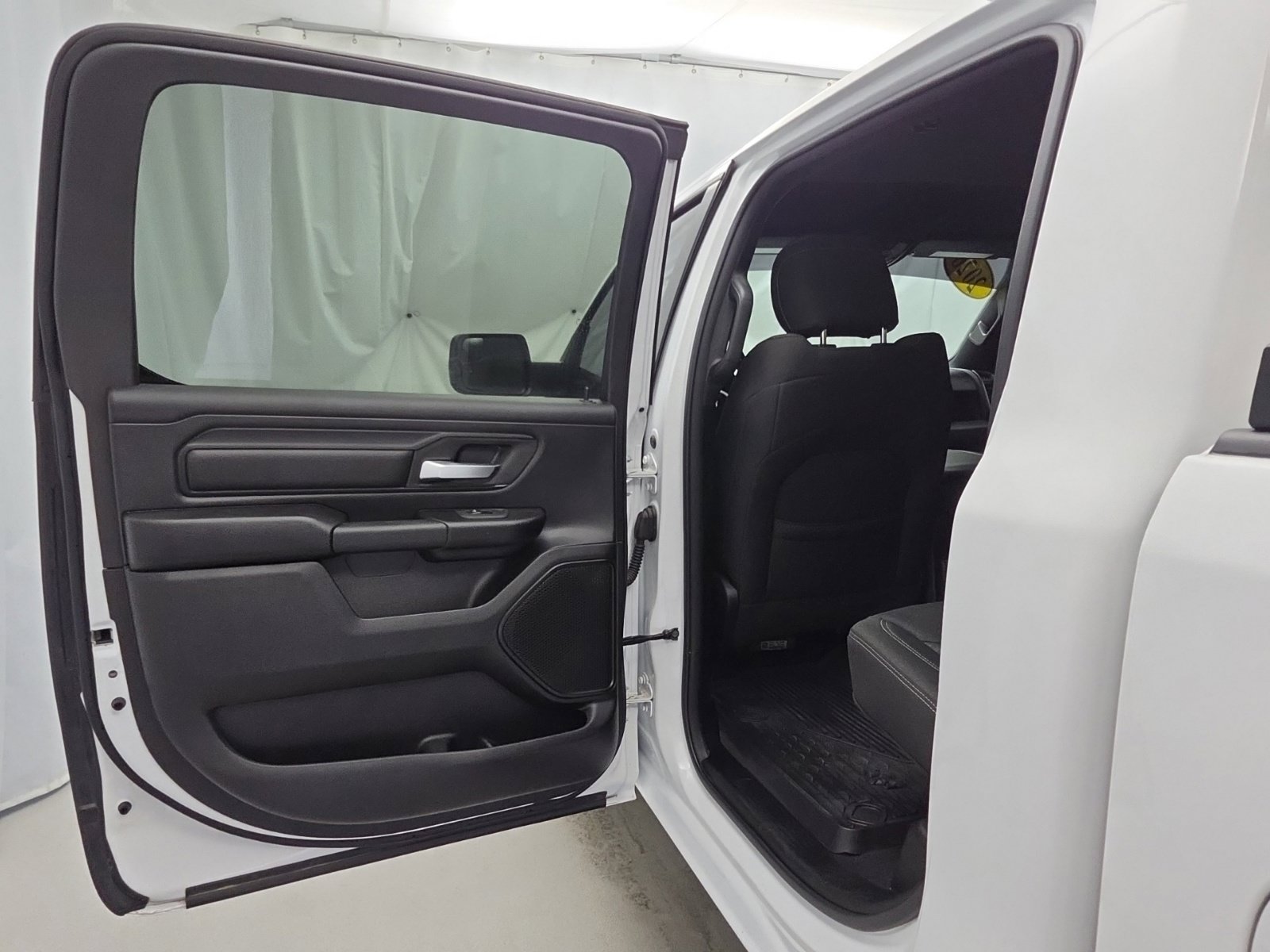 Used 2026 RAM 1500 Warlock AWD/4WD image 28