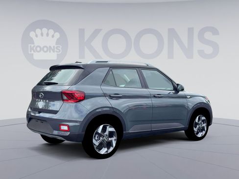 New 2026 Hyundai Venue SEL FWD image 11