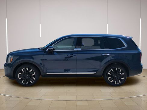 Used 2024 Kia Telluride SX AWD/4WD image 3
