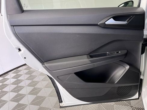 Used 2022 Volkswagen Taos SEL image 20