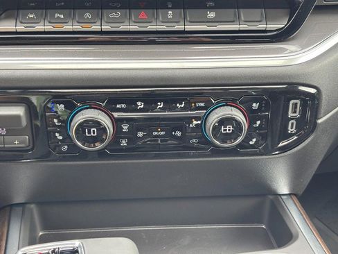 New 2026 Chevrolet Silverado 1500 High Country AWD/4WD image 19