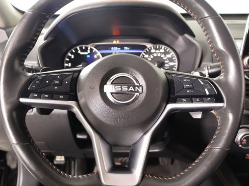 Used 2023 Nissan Altima 2.5 SR image 3