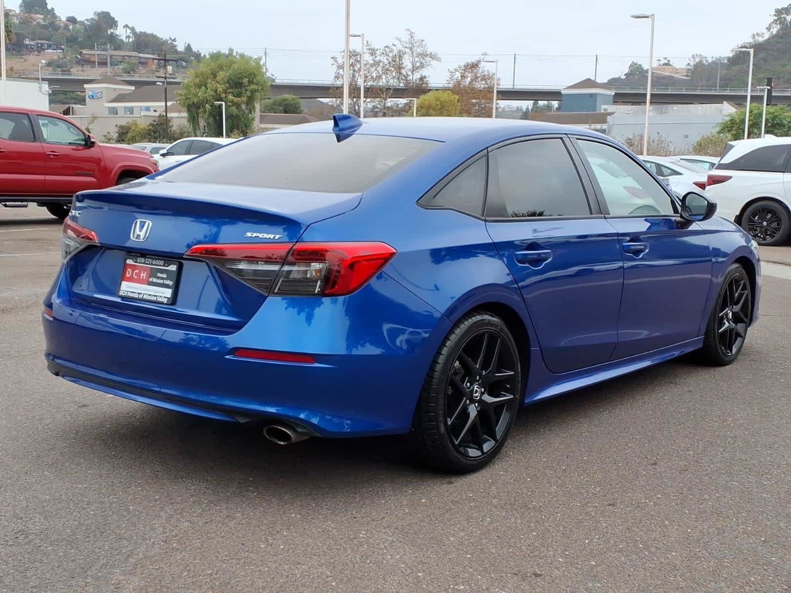 Used 2022 Honda Civic Sport image 4