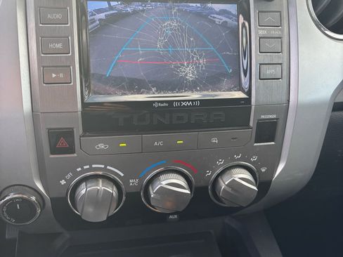 Used 2014 Toyota Tundra SR5 image 11