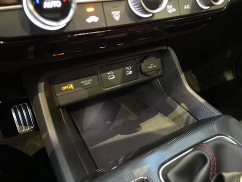 Used 2025 Honda Civic Si image 32