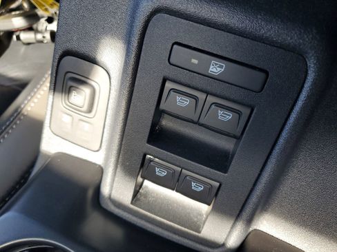 Used 2025 Ford Bronco Outer Banks AWD/4WD image 29