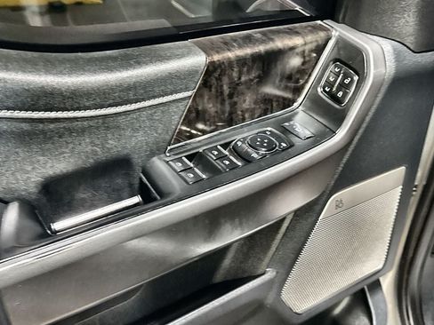 Used 2024 Ford F250 Lariat w/ Lariat Ultimate Package AWD/4WD image 14