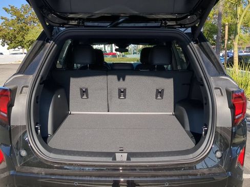 New 2026 GMC Terrain AT4 AWD/4WD image 23