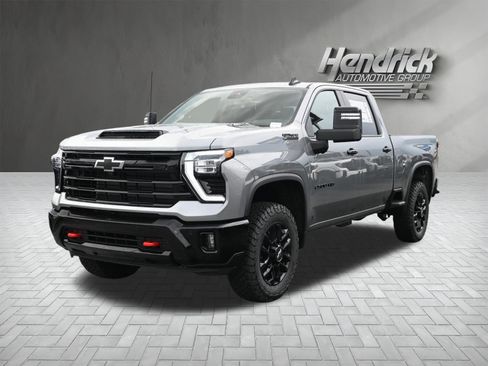 Used 2026 Chevrolet Silverado 2500 LT w/ Trail Boss Package AWD/4WD image 5