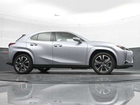Used 2025 Lexus UX 300h AWD w/ Accessory Package (Z1) image 34