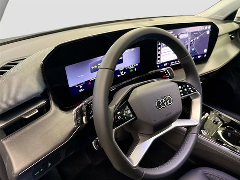 New 2026 Audi Q3 quattro 2.0T AWD/4WD image 9