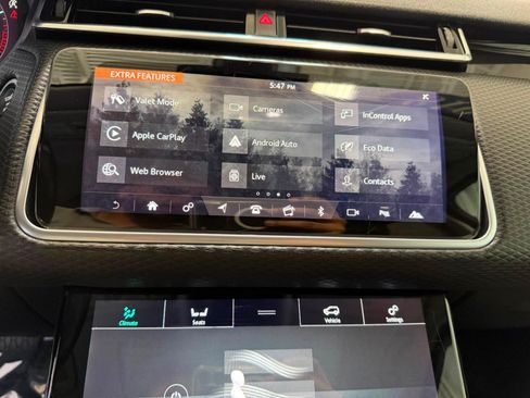 Used 2018 Land Rover Range Rover Velar S AWD/4WD image 39