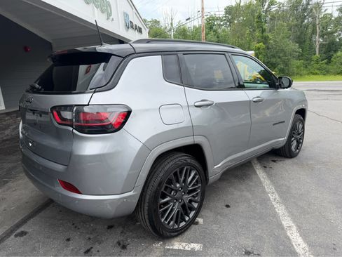 Used 2023 Jeep Compass High Altitude w/ Driver Assist Group I AWD/4WD image 8