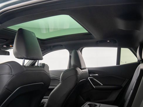 Certified 2025 BMW X2 xDrive28i w/ Premium Package image 18