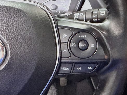 Used 2023 Toyota Corolla Cross AWD Hybrid image 15