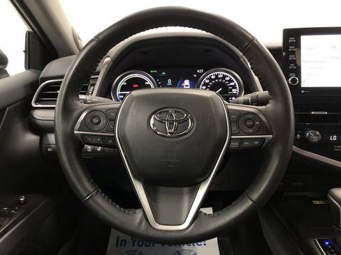 Used 2024 Toyota Camry XLE w/ Navigation Package image 17