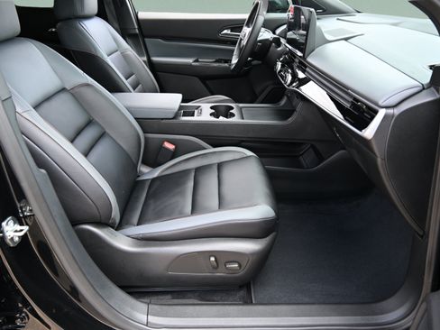 Used 2025 Honda Prologue Touring image 16