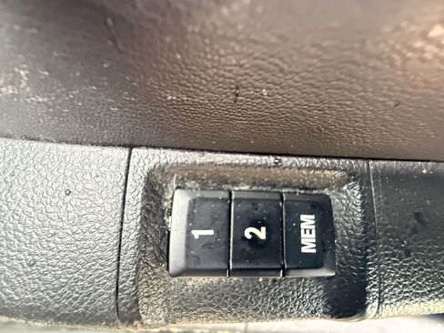 Used 2015 Buick Encore Leather AWD/4WD image 42