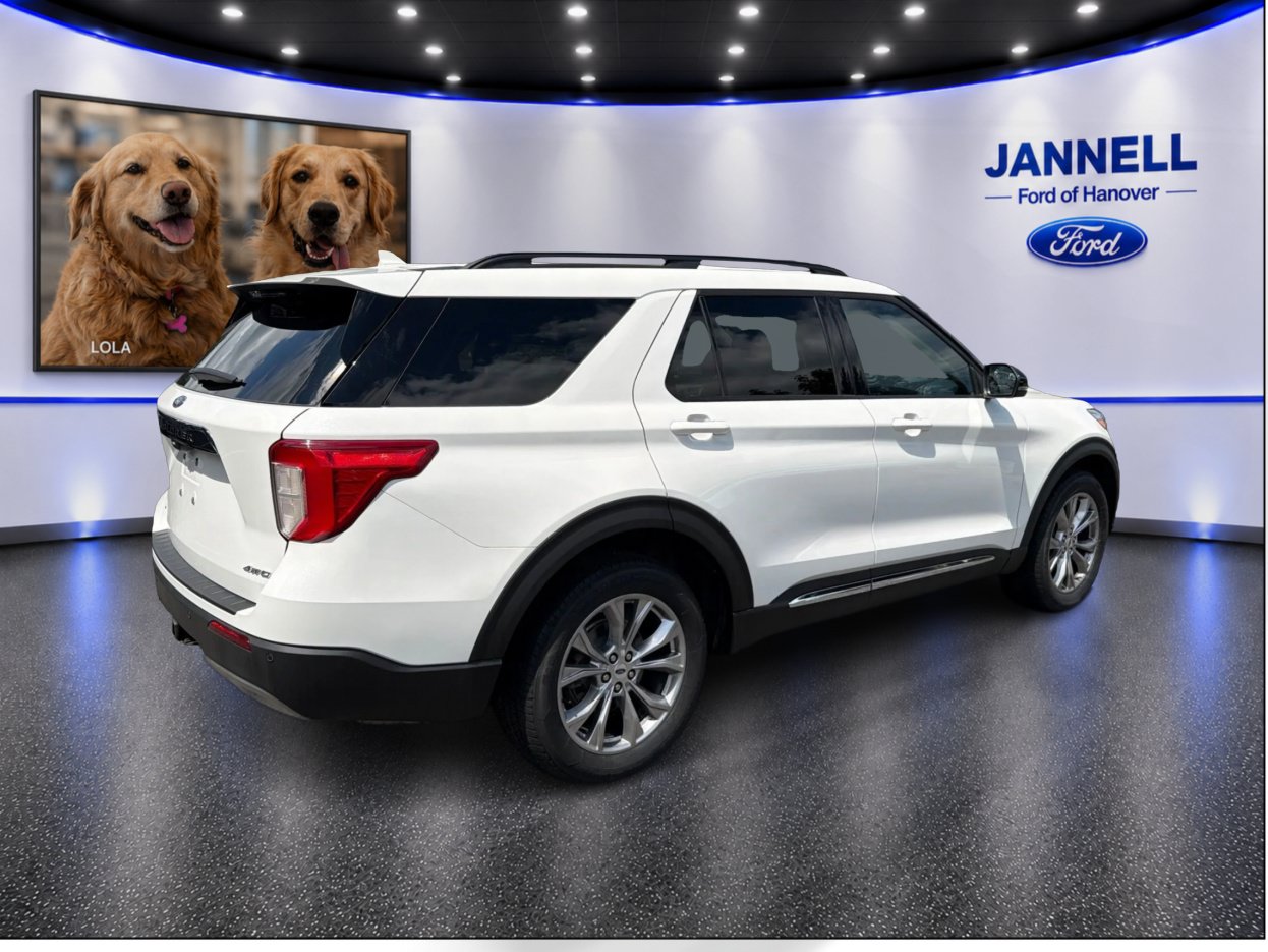 Used 2024 Ford Explorer XLT w/ Equipment Group 202A AWD/4WD image 6