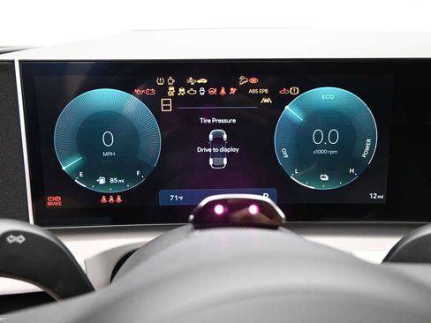 New 2026 Hyundai Tucson Limited image 16