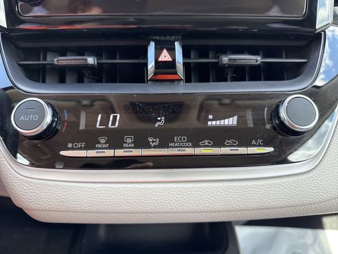 Certified 2025 Toyota Corolla LE FWD image 16