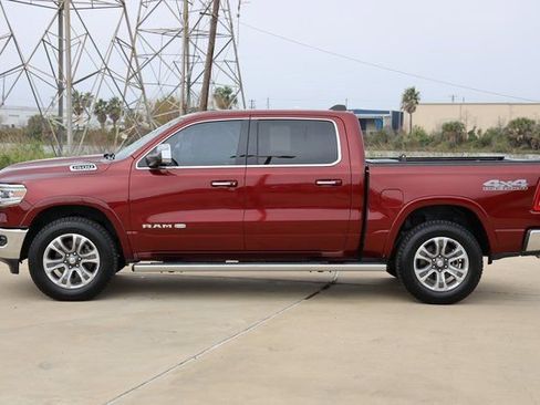 Used 2019 RAM 1500 Limited w/ Off Road Group image 5