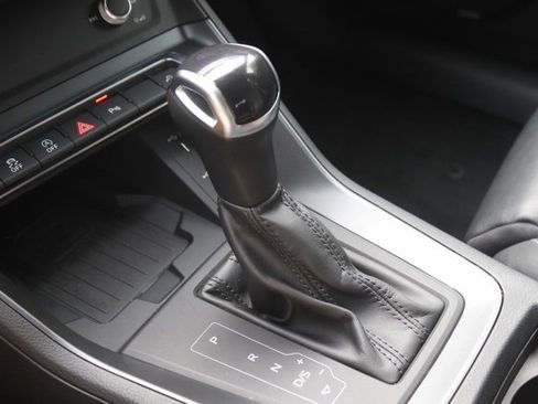 Used 2023 Audi Q3 2.0T Premium Plus w/ Premium Plus Package image 31