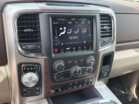 Used 2018 RAM 1500 Laramie w/ Convenience Group AWD/4WD image 29