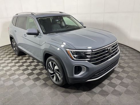 New 2026 Volkswagen Atlas SEL image 1