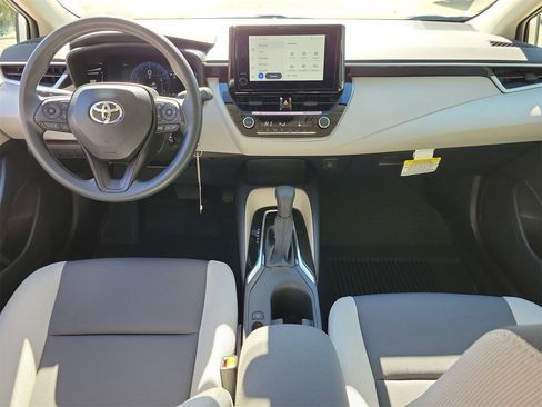 Used 2026 Toyota Corolla LE image 12
