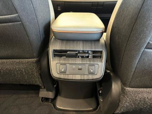 Certified 2024 Nissan Ariya FWD image 28