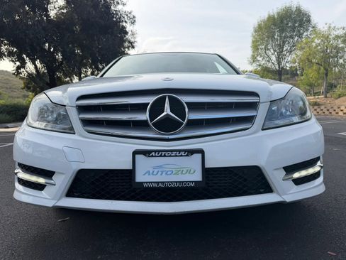 Used 2013 Mercedes-Benz C 250 Sedan image 8