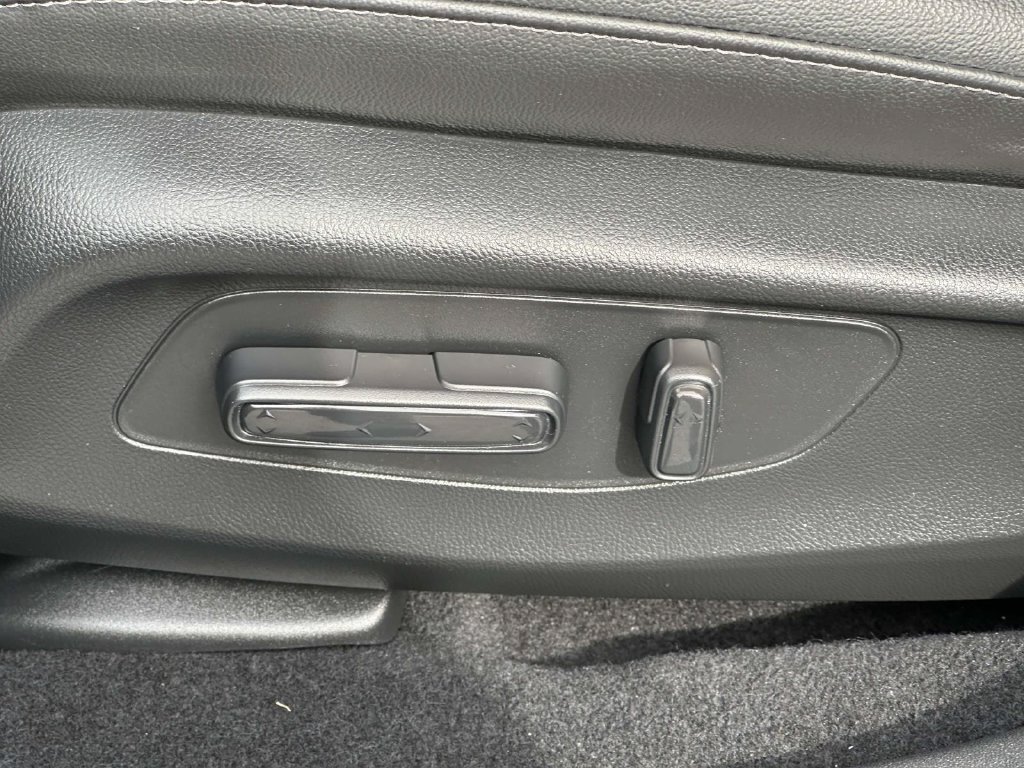 Certified 2026 Honda HR-V EX-L image 15