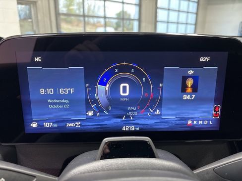 Used 2024 Chevrolet Traverse Z71 w/ Enhanced Driving Package image 12