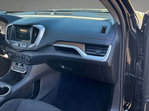 Used 2019 GMC Terrain SLE FWD image 26