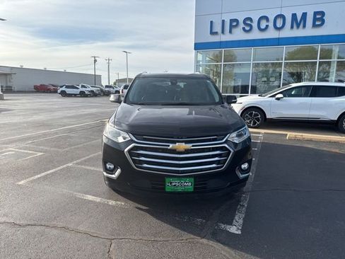 Used 2021 Chevrolet Traverse High Country image 3