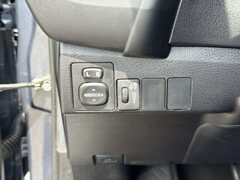 Used 2019 Toyota Corolla L FWD image 20