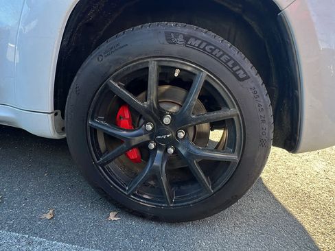 Used 2020 Jeep Grand Cherokee SRT image 9