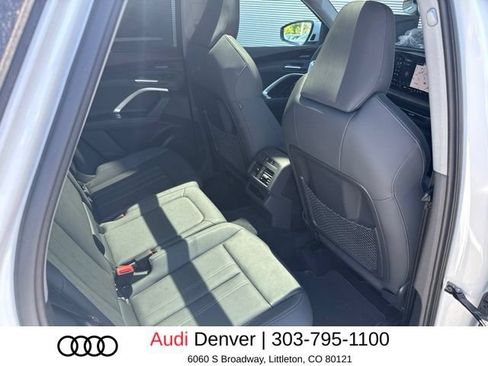 Used 2025 Audi Q5 Premium Plus w/ Premium Plus AWD/4WD image 16
