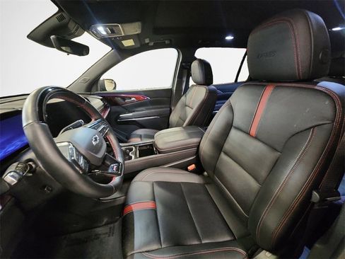 Certified 2024 Chevrolet Traverse RS w/ LPO, Floor Liner Package image 12