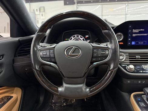 Used 2023 Lexus LS 500 image 13