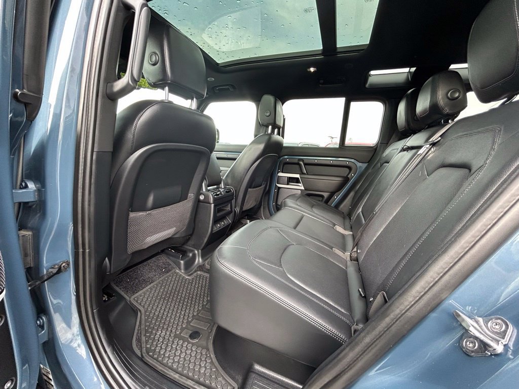 Used 2024 Land Rover Defender 110 S AWD/4WD image 54
